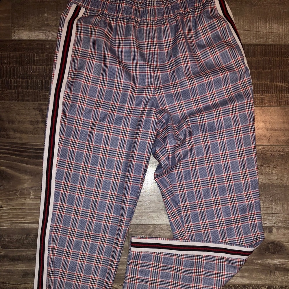 Hollister high rise crop pants
